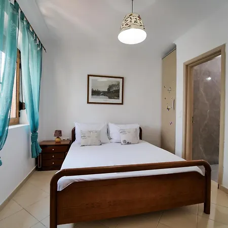 Ionian Manor Estate * Porto Palermo